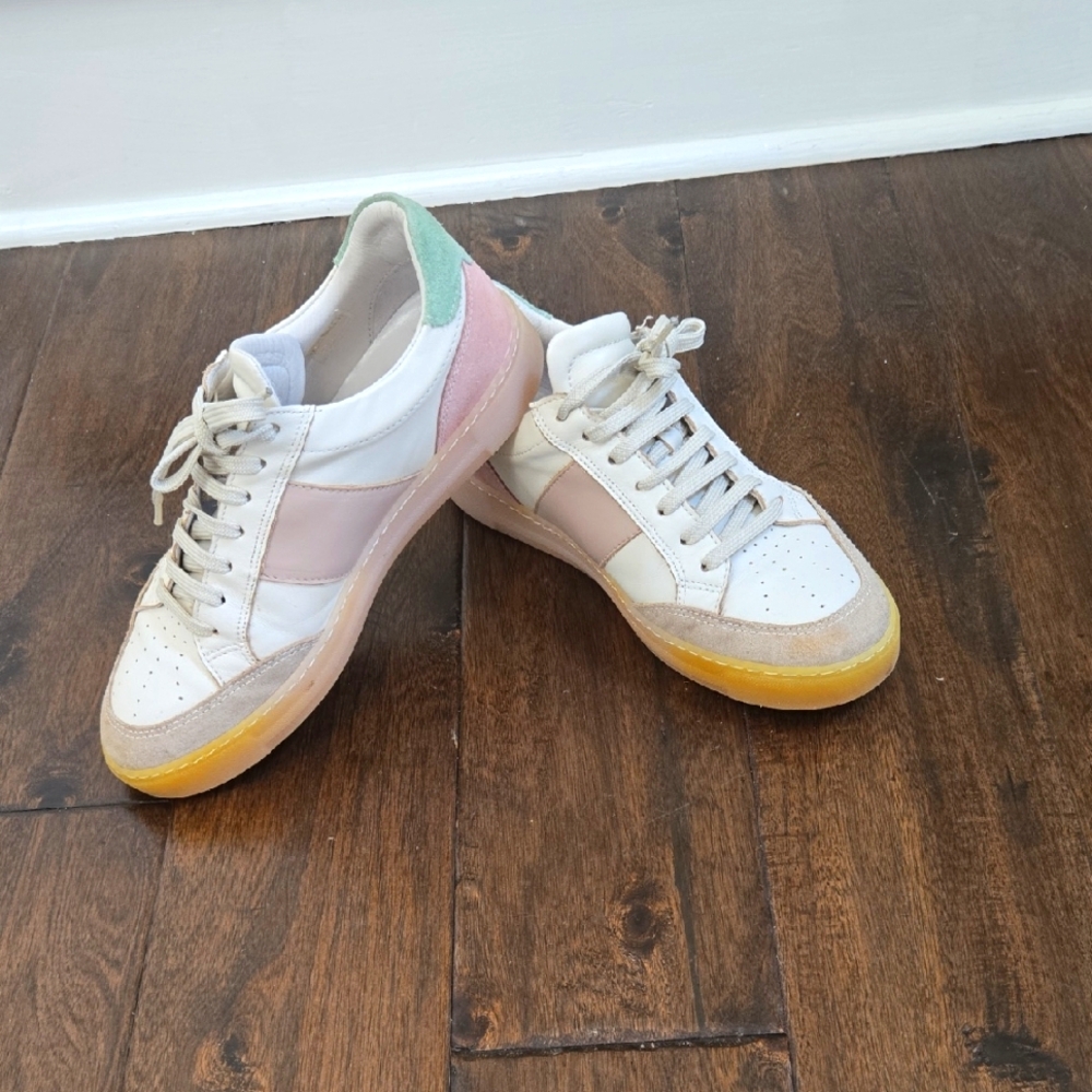 Leather Stylish Women's Sneakers in Pink and White